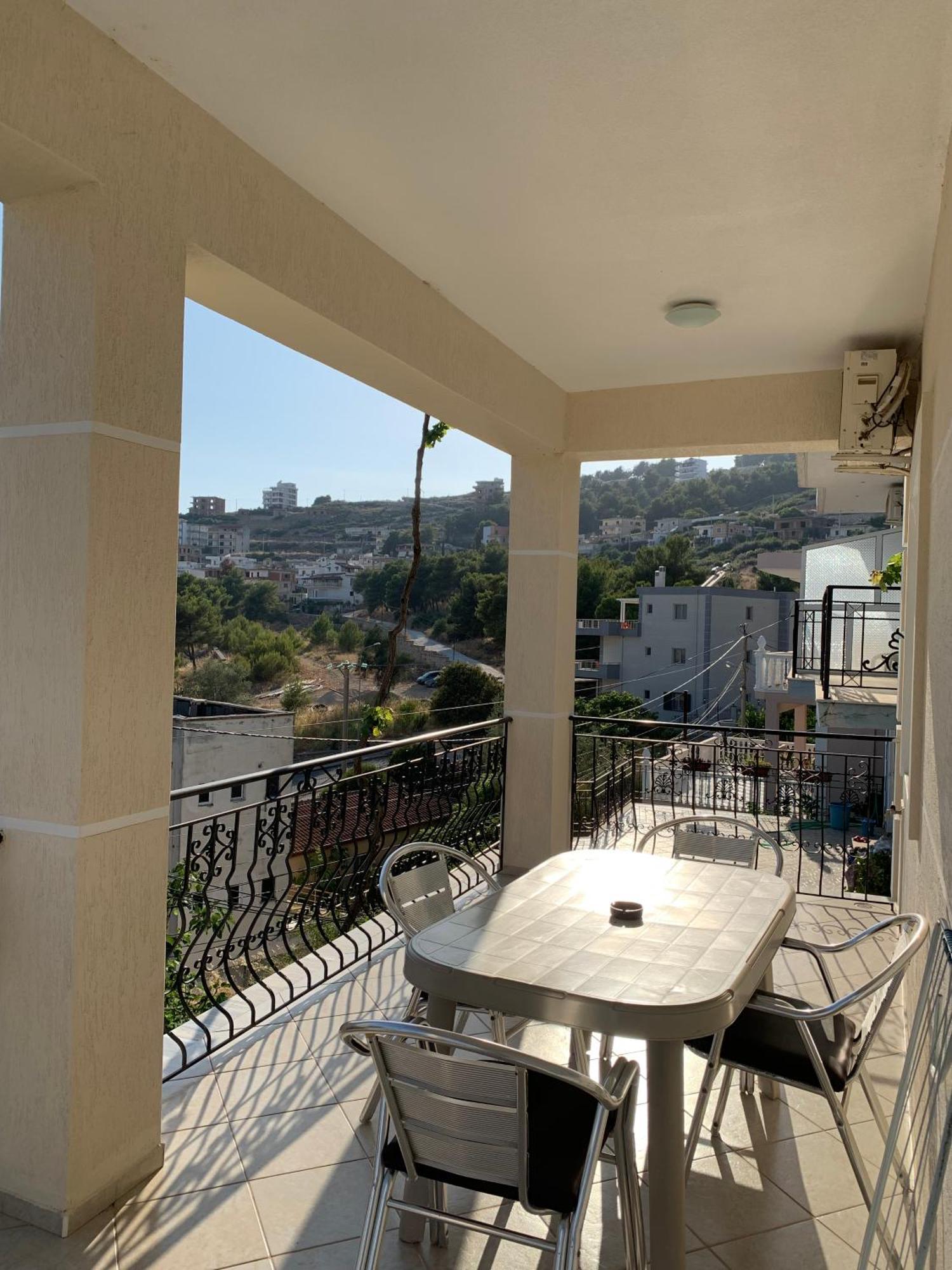 Ylli Cunaj Apartments Sarandë Exterior foto